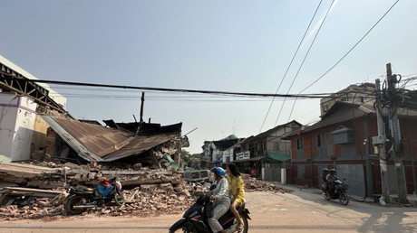 Séisme en Birmanie : 2 056 morts et 3 900 blessés, selon le dernier bilan