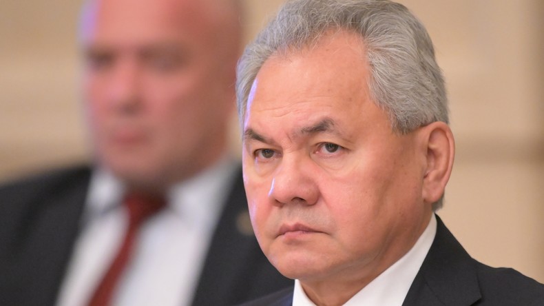 Sergueï Choïgou dénonce les méthodes terroristes de Kiev et met en garde contre tout déploiement occidental