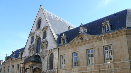 Justice sous tension : la qualité de vie au travail en chute libre