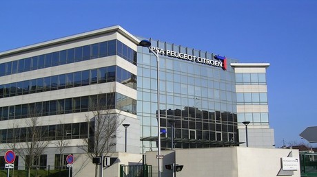 Parachute doré et succession à Stellantis : un tournant controversé