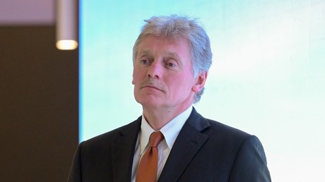 Kremlin : la prolongation de la loi martiale en Ukraine est une tentative de Kiev pour «préserver sa structure instable»