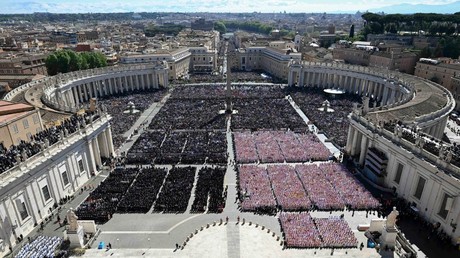 À Rome, plus de 400 000 personnes pour un dernier hommage au pape François