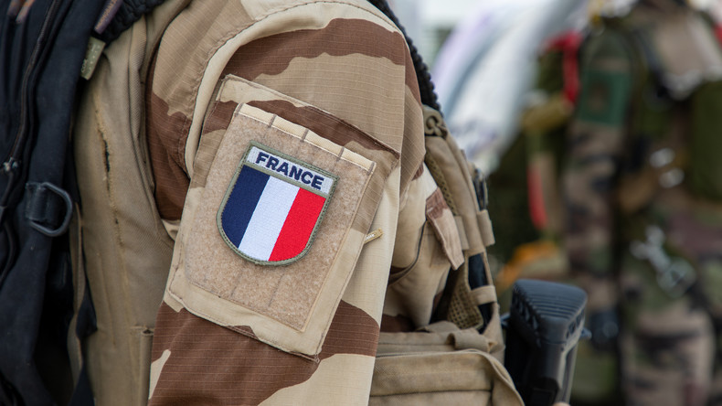 Le coût d'un service militaire obligatoire freine les ambitions de l'État français