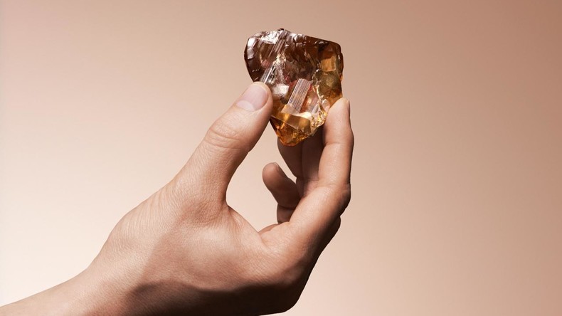 Russie : découverte d’un diamant exceptionnel de 468,30 carats