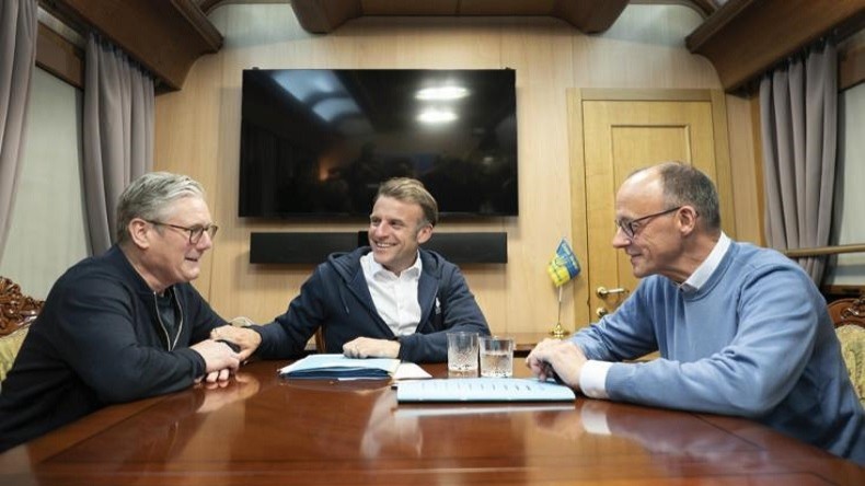 Que cachait donc Macron dans le train pour Kiev ?