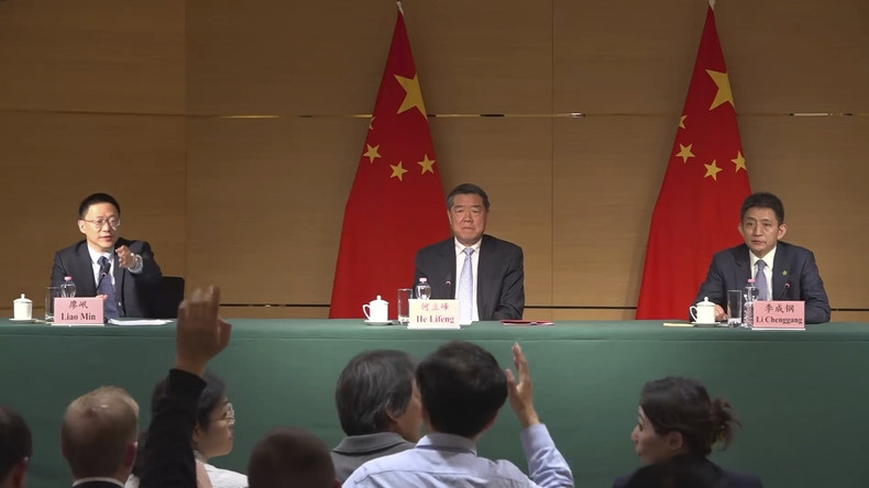 Les États-Unis et la Chine suspendent une partie de leurs droits de douane pour 90 jours