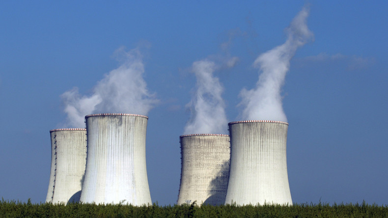 Centrale nucléaire en République Tchèque : l’UE demande le gel du contrat avec le sud-coréen KHNP