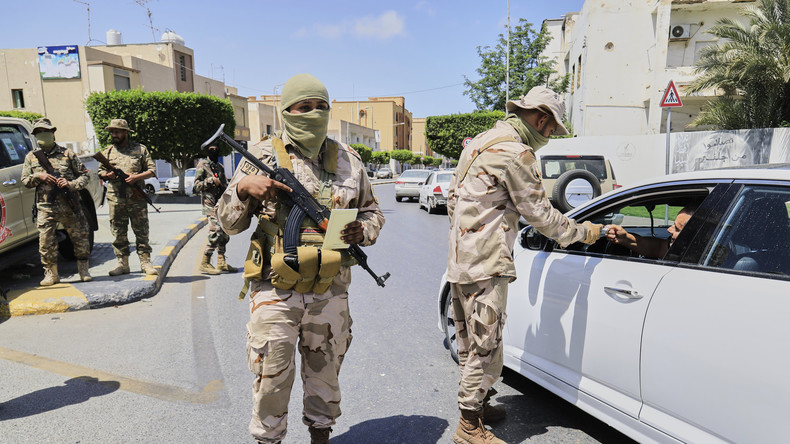 Tensions à Tripoli : la Libye ferme ses frontières avec la Tunisie