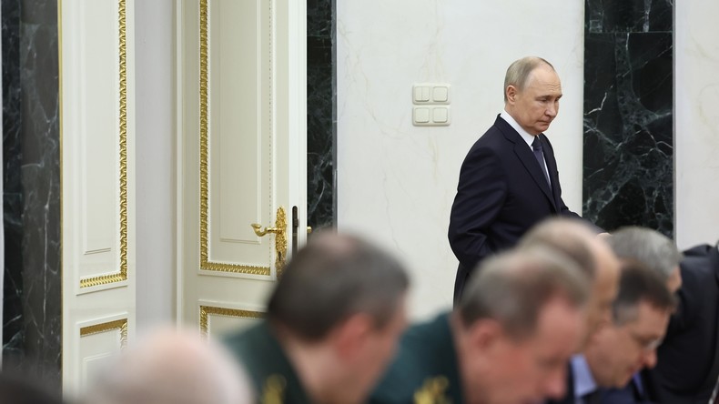 Lavrov, Choïgou, Guérassimov : les hauts responsables convoqués par Poutine avant les négotiations avec l'Ukraine
