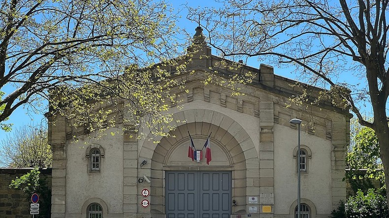 La France envisage de transférer des détenus étrangers vers les pays de l’Est