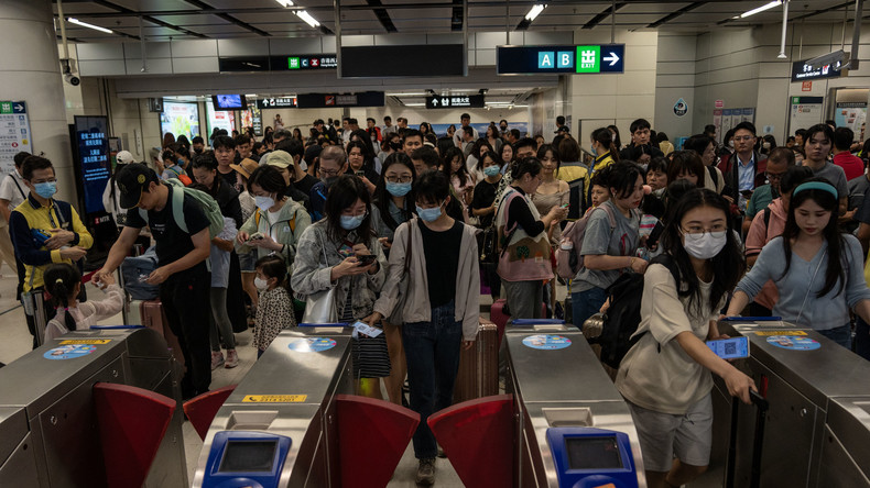 Hong Kong et Singapour confrontés à une nouvelle vague de COVID-19