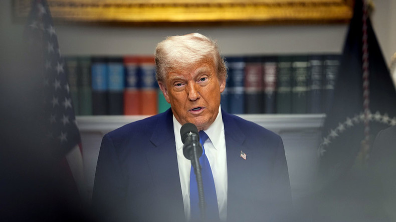 Donald Trump : le retrait des troupes américaines d'Afghanistan est le «jour le plus embarrassant» de l'histoire des États-Unis
