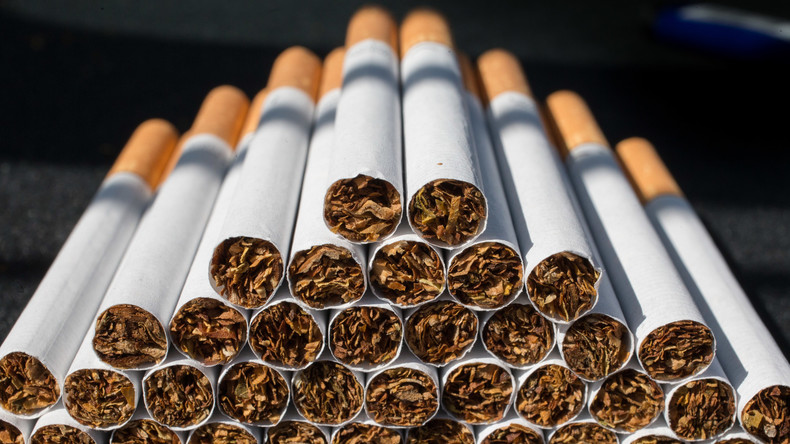 Deux Français condamnés à 5 ans de prison et 5 millions d’amende pour trafic de cigarettes