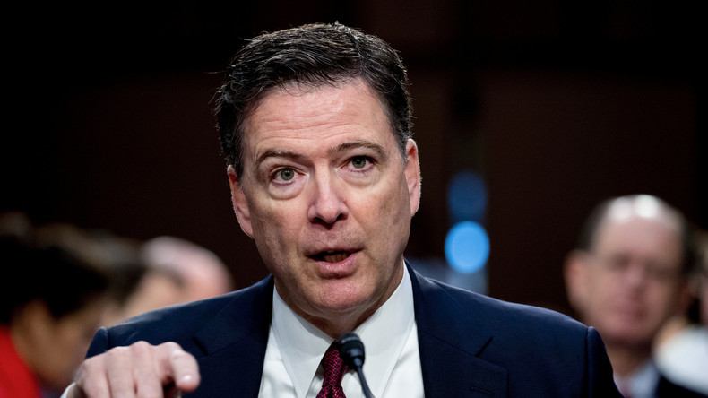 L’ancien patron du FBI James Comey visé par une enquête après une publication interprétée comme une menace contre Donald Trump