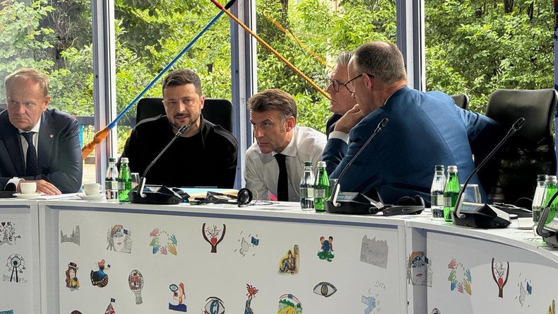 Paix en Ukraine : à l'heure des pourparlers à Istanbul, Macron et Zelensky appellent à accroître la pression sur Moscou