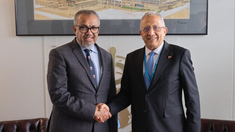 La Tunisie renforce sa coopération avec l’OMS dans la fabrication de vaccins