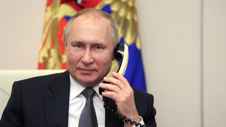 Vladimir Poutine et Donald Trump parlent par téléphone depuis plus de deux heures