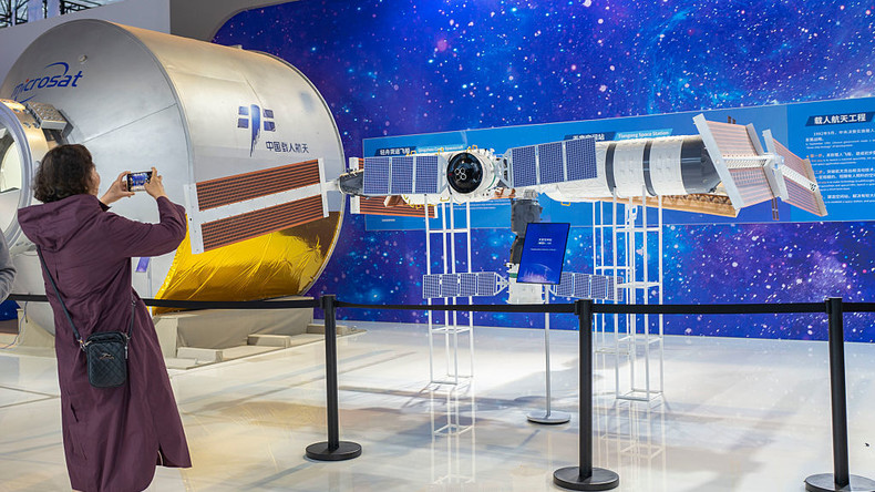Une bactérie inconnue trouvée dans l’espace à bord de la station spatiale chinoise