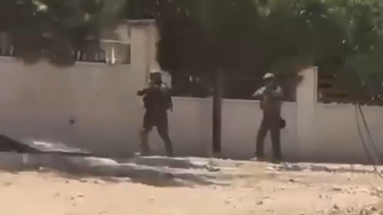 Ministère palestinien des Affaires étrangères : les militaires israéliens ont ouvert le feu sur une délégation diplomatique à Jénine (VIDEO)