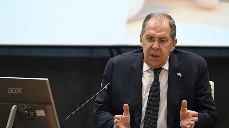 Sergueï Lavrov : «non merci» à un cessez-le-feu avant les négociations avec l'Ukraine