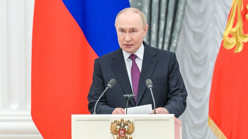Poutine annonce la création d'une zone tampon le long de la frontière entre la Russie et l'Ukraine