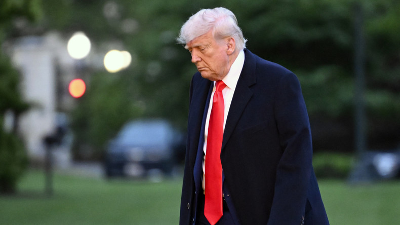 Donald Trump menace l’Europe de tarifs douaniers de 50 % : les marchés financiers en net recul