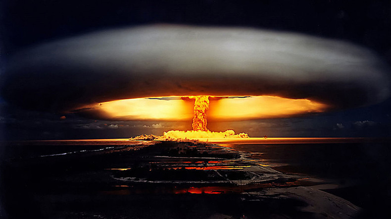 Essais nucléaires français en Polynésie : près de 90 000 euros dépensés pour «discréditer» une enquête de Disclose