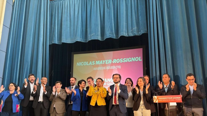 Congrès du PS : Faure et Mayer-Rossignol au second tour, Vallaud en arbitre