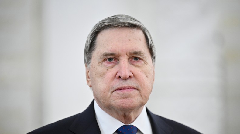Ouchakov : Trump mal informé sur le conflit en Ukraine