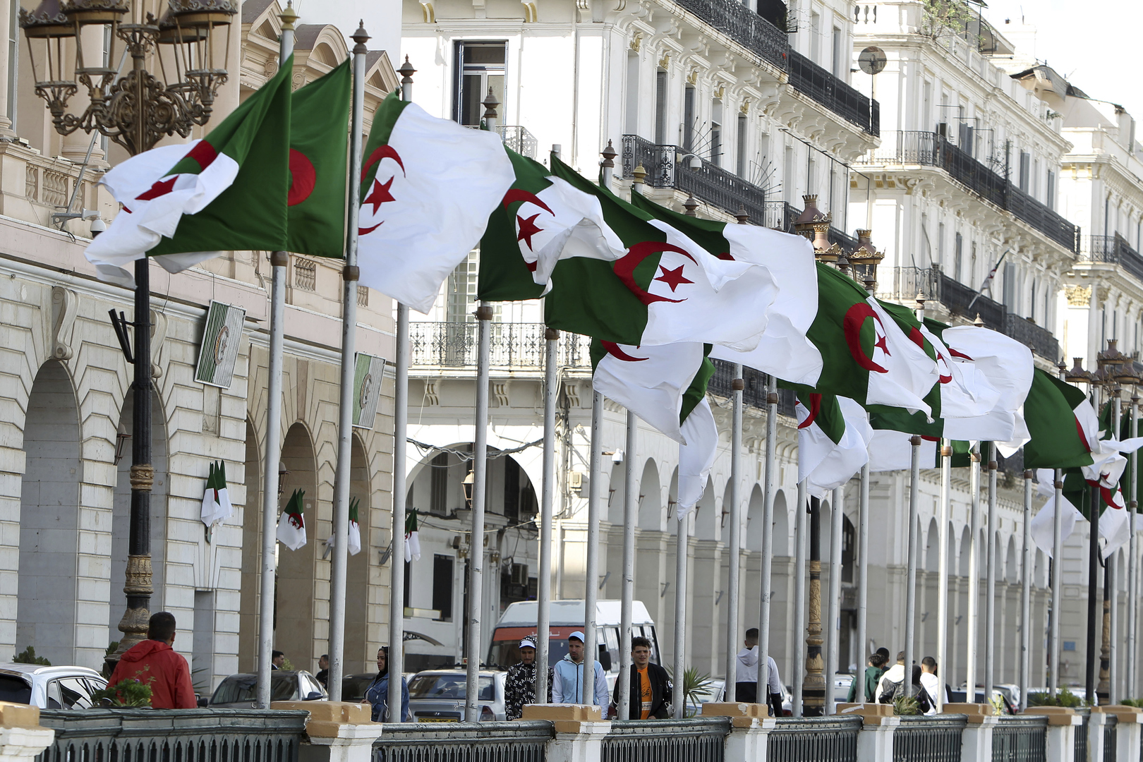 L’Algérie annonce la suspension de l’Accord de 2013 avec la France