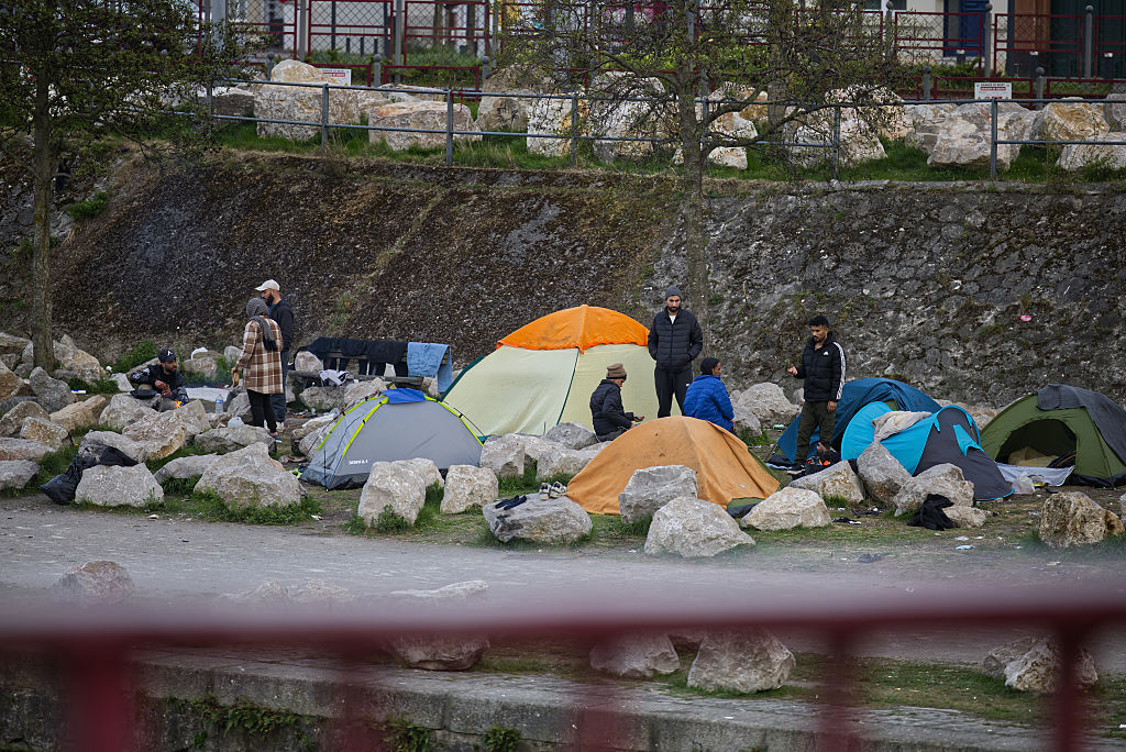 L’Union européenne face à ses dilemmes migratoires : vers une simplification contestée des renvois de demandeurs d’asile