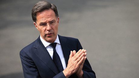 Le secrétaire général de l'OTAN aurait suggéré aux pays membres d'augmenter les dépenses militaires pour atteindre l'objectif de Trump