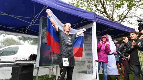 Le Russe Ivan Zaborski établit un record du monde au légendaire ultramarathon « 6 jours de France »