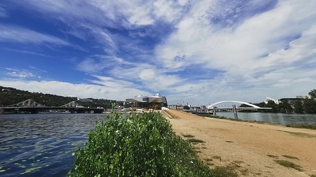 Lyon : des baignades dans le Rhône et la Saône dès 2027 ?