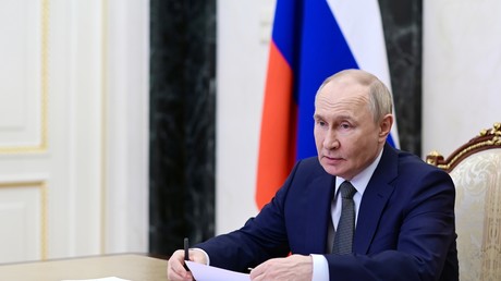 Le premier sommet russo-arabe se tiendra le 15 octobre, annonce Vladimir Poutine