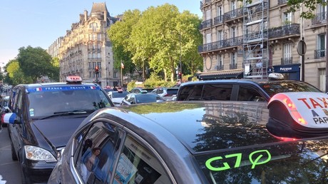Grève des taxis : la colère des chauffeurs paralyse la France