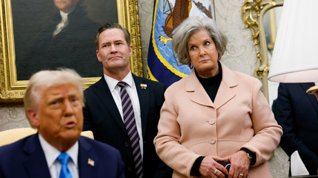 Fuite à l'administration Trump : le téléphone du chef de cabinet de la Maison Blanche piraté