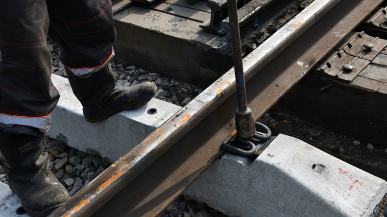 Russie : des dommages sur la voie ferrée découverts dans la région de Briansk où un train a déraillé la veille