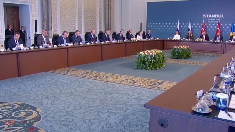 Fidan : le deuxième round de négociations entre la Russie et l'Ukraine sera consacré à la question du cessez-le-feu