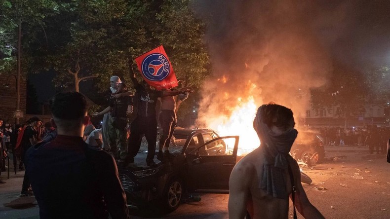 Violences d’après match : Darmanin réclame plus de fermeté face à des peines jugées trop clémentes