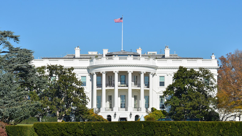 Les États-Unis interdisent aux citoyens de 12 pays d'entrer sur le territoire américain