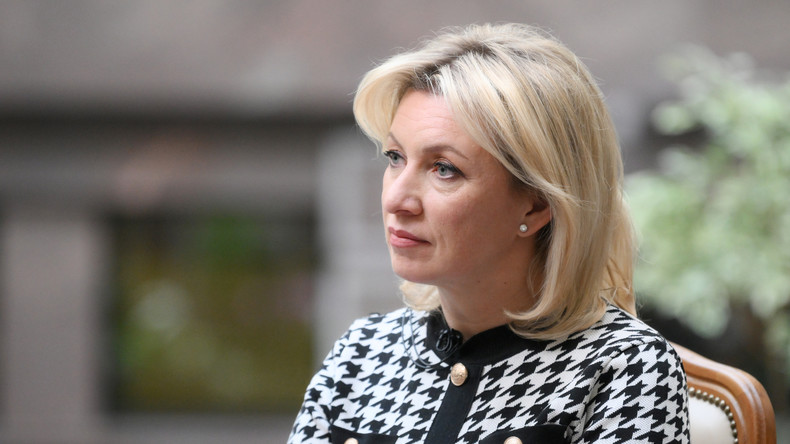 Zakharova : Kiev sera maudit s'il ne rapatrie pas les corps de ses soldats morts
