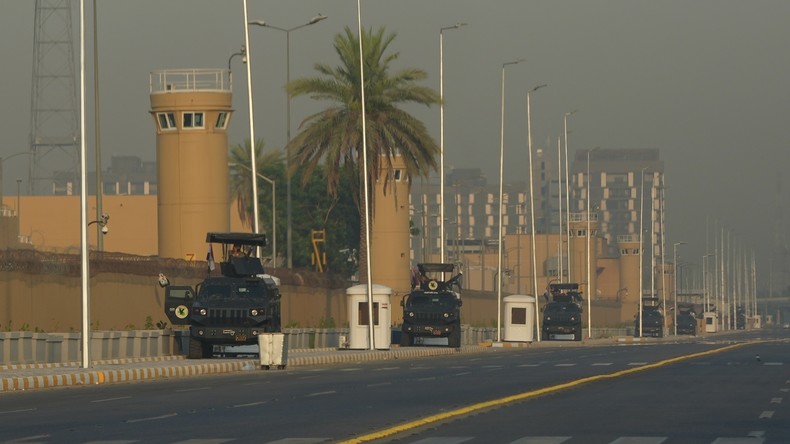 Moyen-Orient : Washington évacue une partie de son personnel diplomatique, une frappe israélienne contre l’Iran évoquée