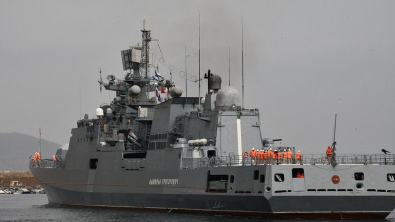 Algérie : la frégate russe Admiral Grigorovitch accoste au port d'Oran