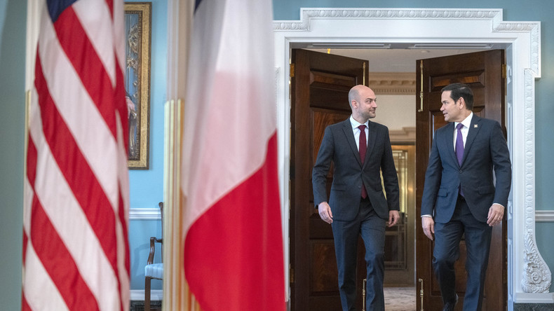 Jean-Noël Barrot : la France soutient l'université de Harvard