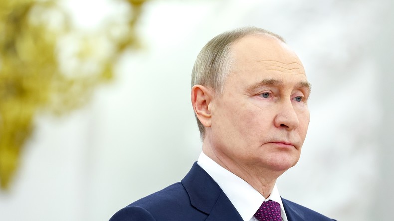 Poutine : la Russie lance la production en série du missile hypersonique «Orechnik»