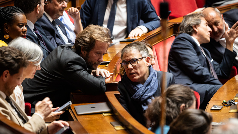 Retraites : le PS dépose une motion de censure contre le gouvernement Bayrou