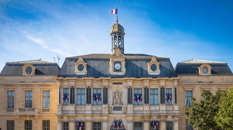 Refus de marier un Tunisien en situation irrégulière : SOS Racisme poursuit la maire