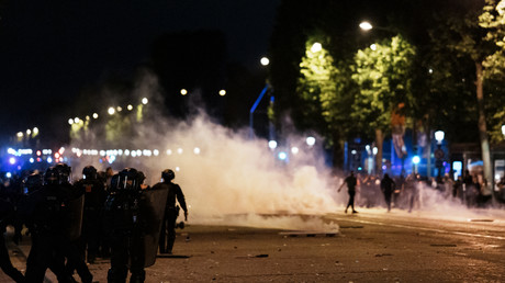 LFI exige une commission d’enquête après les violences post-sacre du PSG