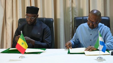 Sénégal-Sierra Leone : Ousmane Sonko signe une série d’accords bilatéraux à Freetown